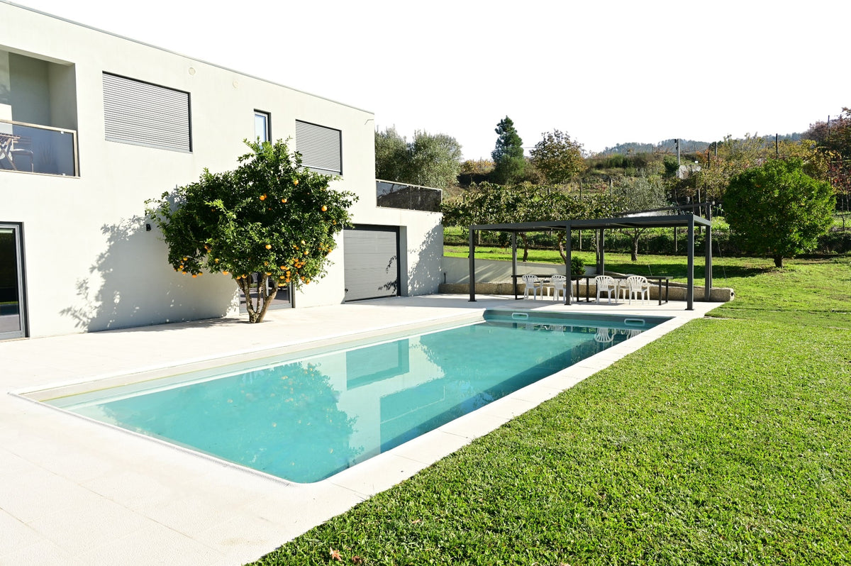 Shared spaces and surroundings